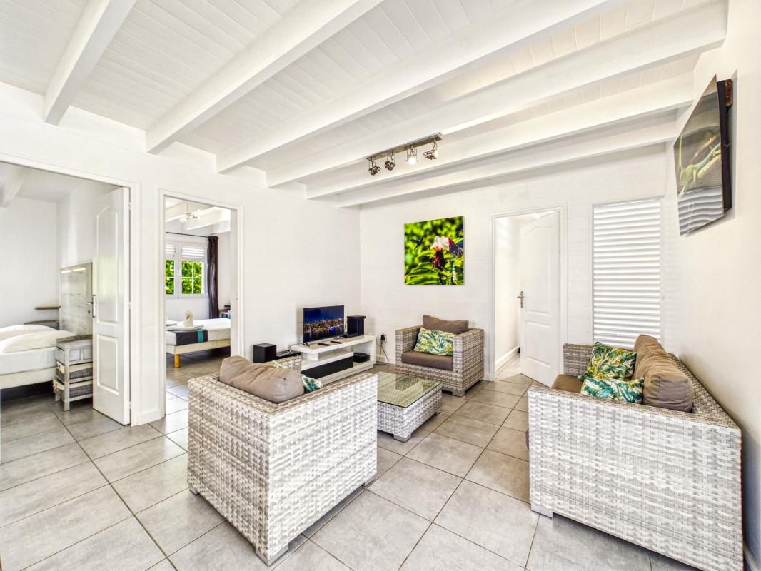 17.Location villa 8 personnes avec piscine et prxomité plage des Raisins Clairs